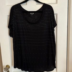 Apt 9 1X black short sleeve top with beading good condition
